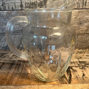 Lg Federal Glass Starburst MCM Clear Pitcher With Ice Lip Juice Pitcher