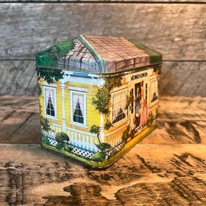 Tin Can House Home Kitchen Decor
