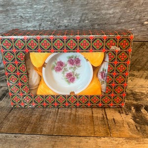 Ceramic Flower Ashtray With 2 Small Vases Home Decor