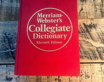 Vtg Marian Webster Collegiate Dictionary Eleventh Edition Hardcover And CD 2003