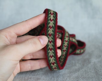 Tablet Woven Viking Trim/Band/Belt (100% Wool), 1-5 m, Green-Red, Without Tassels