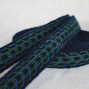 Finitura/fascia/cintura vichinga intrecciata in compresse (100% lana), 1-5 m, verde-blu, senza nappe