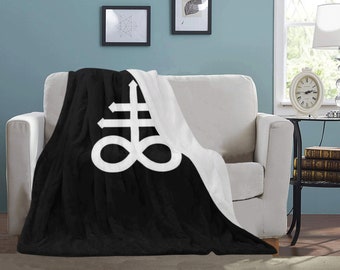 TPOKIM Satanic Goat Occult Art Flannel Fleece Fuzzy Blanket Twin Size Throw Blanket for Couch Bed Living Room Extra Soft Double Side Cozy Blanket 80x60