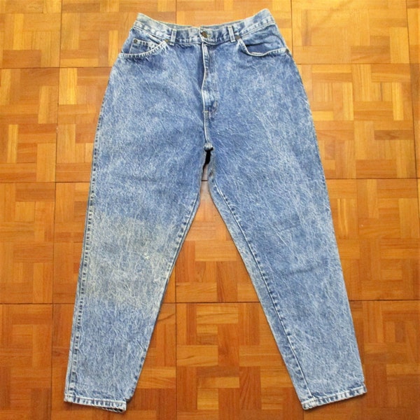 80s/90s Acid Wash Tapered High-Waisted Jeans