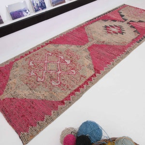 3x10 Runner Rug, hallway runner, pink rug, Turkish runner rug, Turkish rug , Vintage runner, Oushak runner rug, runner  rug,anatolian rug
