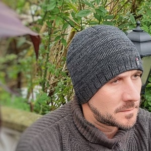 Mens lined winter hat