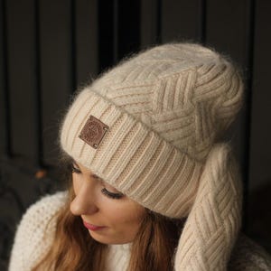 Women&#39;s Cashmere Hat and Mittens Set – Soft & Warm Winter Accessories, Cozy Luxury Gift for Her, Elegant Cold Weather Outfit
