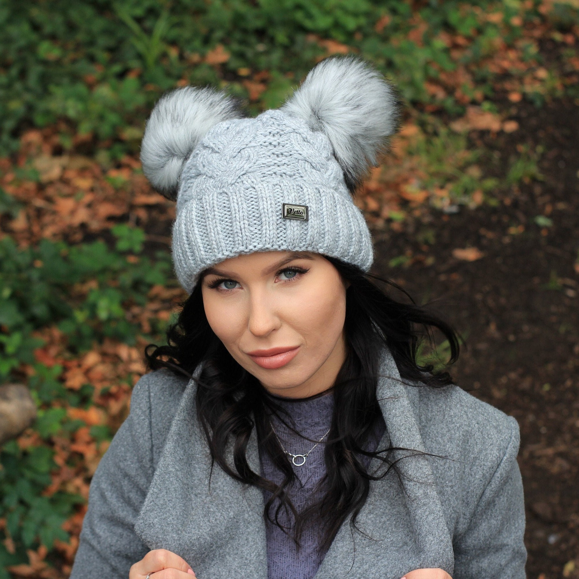 double pom pom hat womens