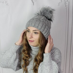 Winter woolen hat for ladies, fleece lining hat, pom pom beanie Light grey