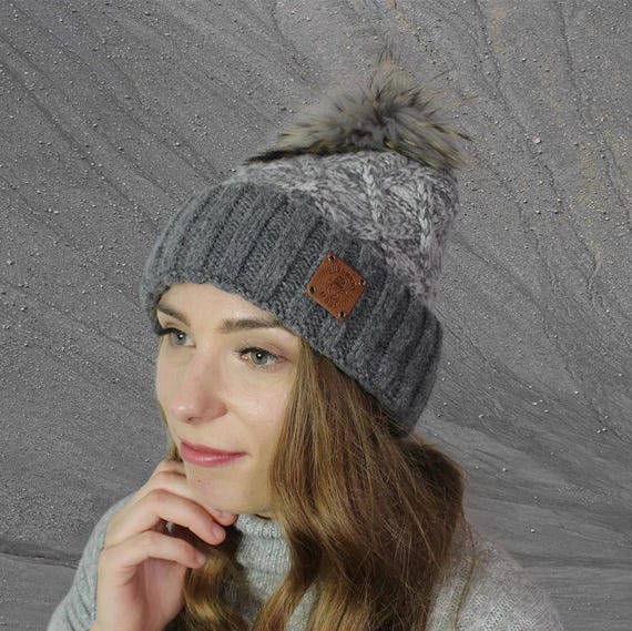 Women's woolen winter fox fur pom pom hat, Warm women bobble beanie, Gift  for her