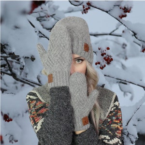 Women&#39;s cashmere hat and mittens set, Cashmere hat, Warm and soft winter cashmere set for womens. Gift for her.