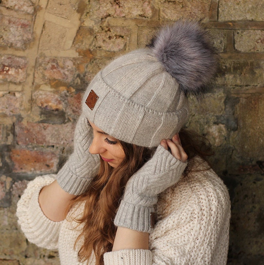 cashmere hat with pom