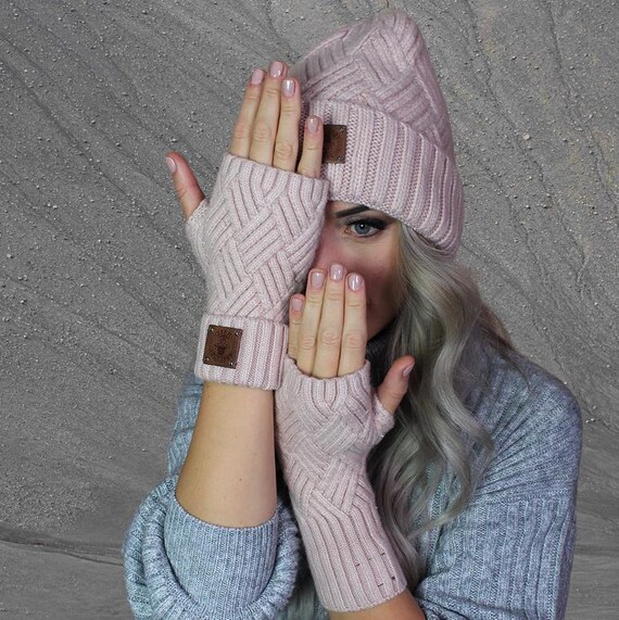 Women's Cashmere Fingerless Gloves, Soft and Warm Cozy Winter