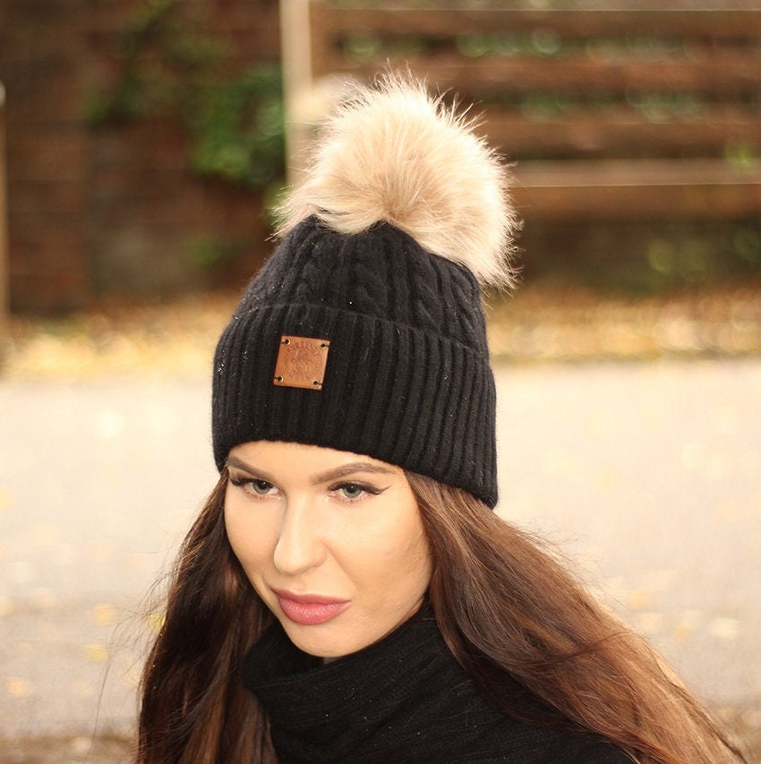 Set Invernale Da Donna Con Cappello Con Pompon, Sciarpa E Guanti Touch Screen, Lavoro A Maglia, Regalo Natale