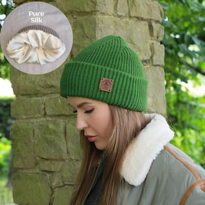 100% Pure Silk-Lined Cashmere Hat – Triple Layer Women’s Winter Beanie, Reduces Frizz, Luxury Gift for Her