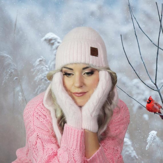 Hand-Knit Floral Earflap Hat & Mittens Set - Cream with Multicolor Accents Amazon.com: Girls Blue Knit Flower Scarf Mittens & Beanie  main image 2