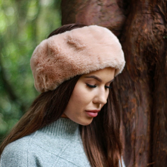 Woman’s Headband Super Fluffy Natural Light Opulent Faux Fur Wintersun Headband - Oat | ALO main image 2
