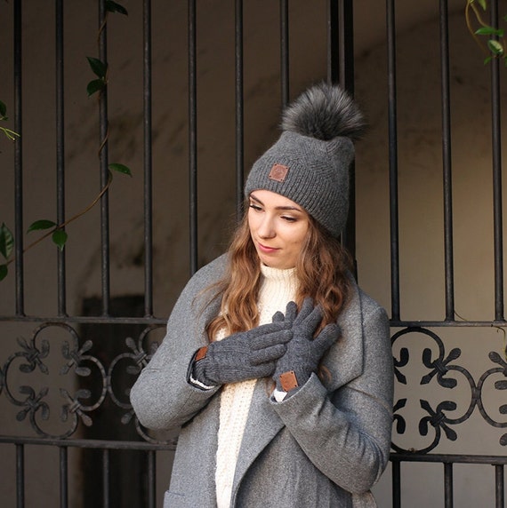 Gorro De Invierno Para Mujer De Cachemira Y Lana - Con Pompón De Piel Sintética - Caliente, Suave Y Con Estilo