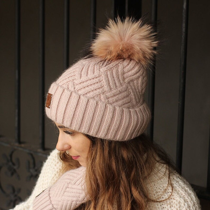 Pink cashmere real fur pom pom hat