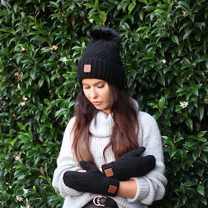 Cashmere Hat and Mittens Set for Women – Warm Winter Beanie with Faux Fur Pom Pom, Soft Luxury Gift Set For Her, Cozy and Stylish Accessory