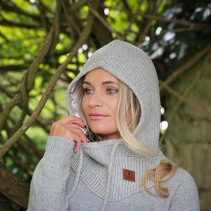 Silk-Lined Cashmere Winter Hood Hat for Women – Soft Knit Balaclava Style, Warm Hooded Beanie, Cozy Head Cover, Luxury Gift for Her