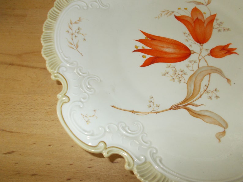 Beautiful vintage porcelain plate with many Facets Carsten Sorau