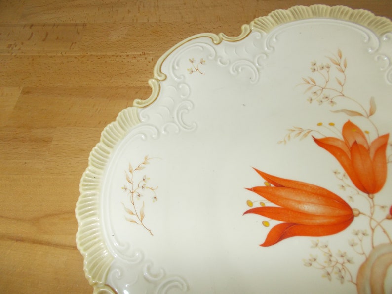 Beautiful vintage porcelain plate with many Facets Carsten Sorau