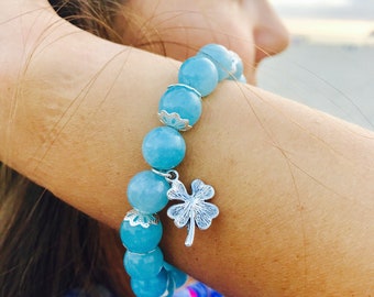 Light blue Aquamarine beaded bracelet, gemstone bracelet, clover luck charm bracelet, silver bracelet, bracelet for women, healing crystal