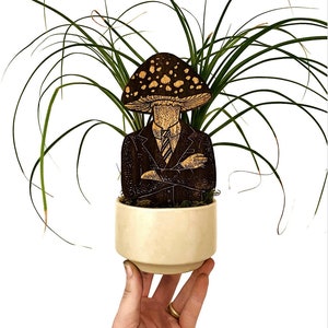 Birch Wood Mushroom Head Plant Stake: Whimsical Plant Art