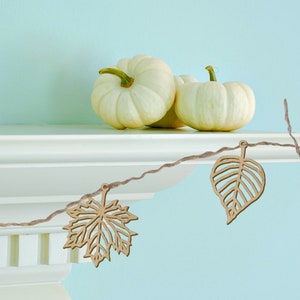 Fall Leaf Garland, Fall Decor, Autumn Home Decor, Wooden Farmhouse Decor