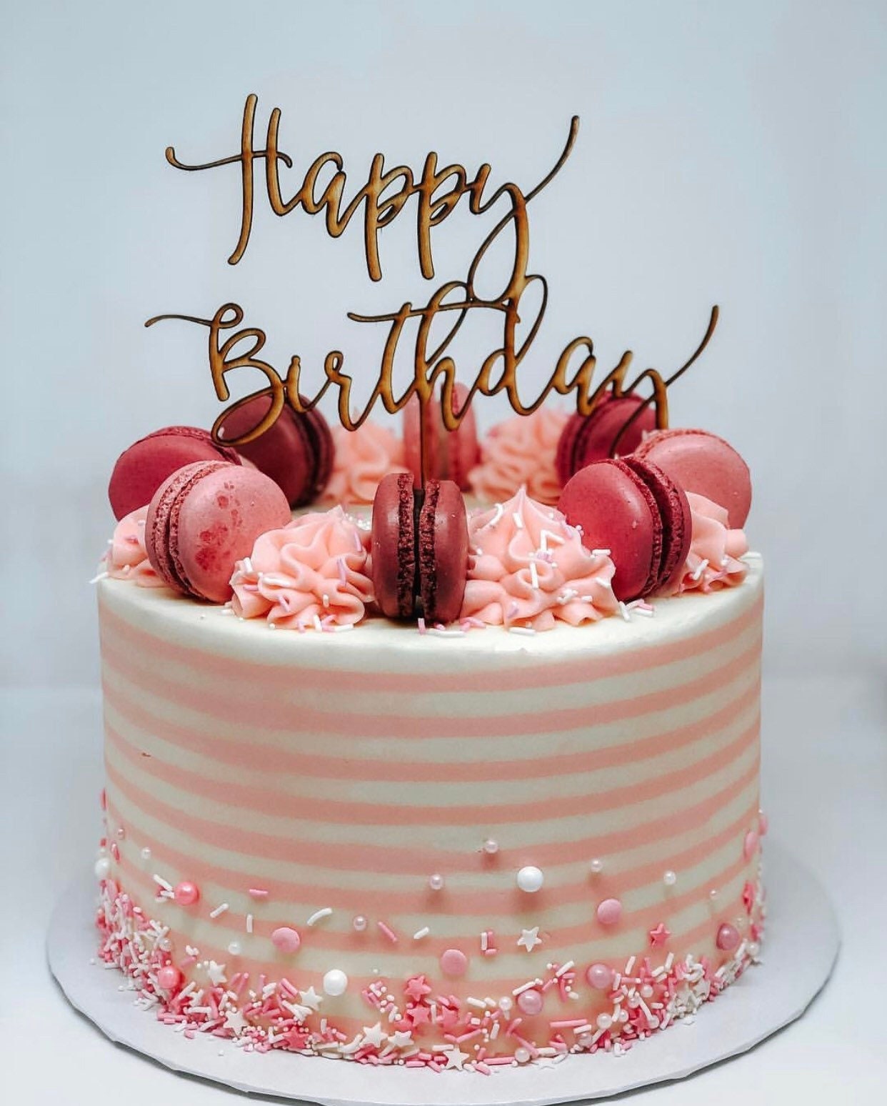 Beautiful Happy Birthday Roses Picture  Happy birthday rose, Happy birthday  cake images, Happy birthday ashley