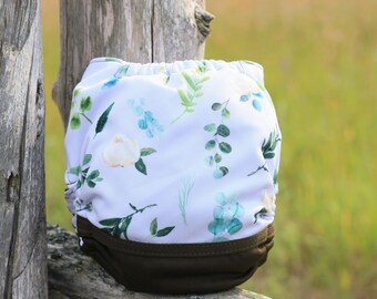 Lea - baby diaper - floral