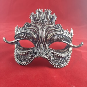 Diseño de mascarada 1 - Impresión 3D de resina (Envío gratuito en EE. UU.)