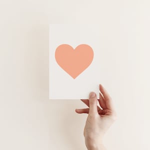 Carte coeur d'amour, carte de Saint Valentin minimale - coeur de pêche image 1