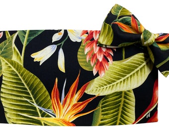 Set met hawaiiaanse gember bloemen buikband en stropdas