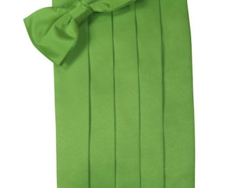 Kelly Green Tuxedo Cummerbund and Bow Tie Set, Stylish Assorted Patterns, For Weddings
