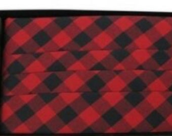 Red and Black Country Plaid Cummerbund and Bow Tie Set