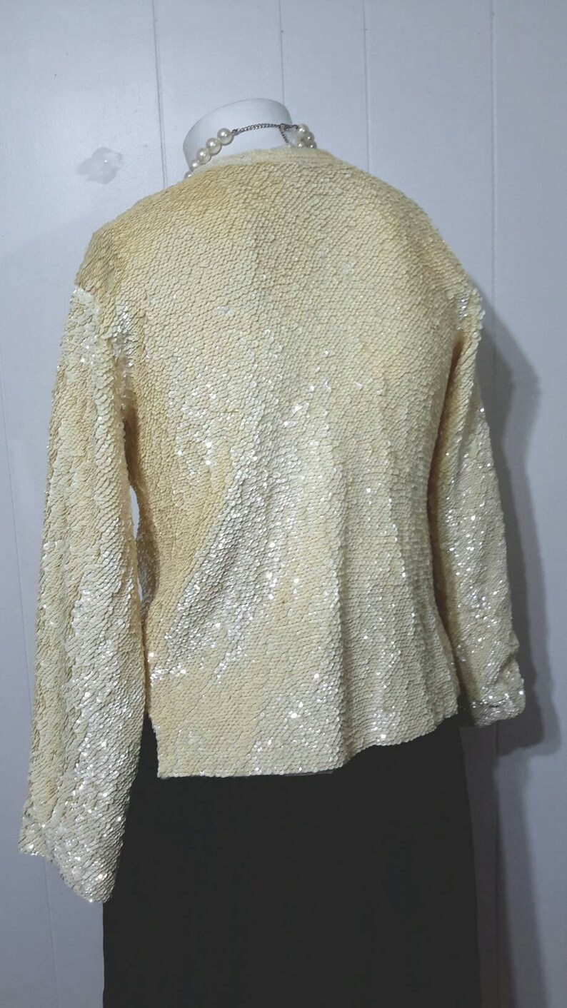 Vintage Sequin Jacket Formal Cream Fully Lined Beautiful Party Wedding Blazer Cocktail Jacket Clasp Closer