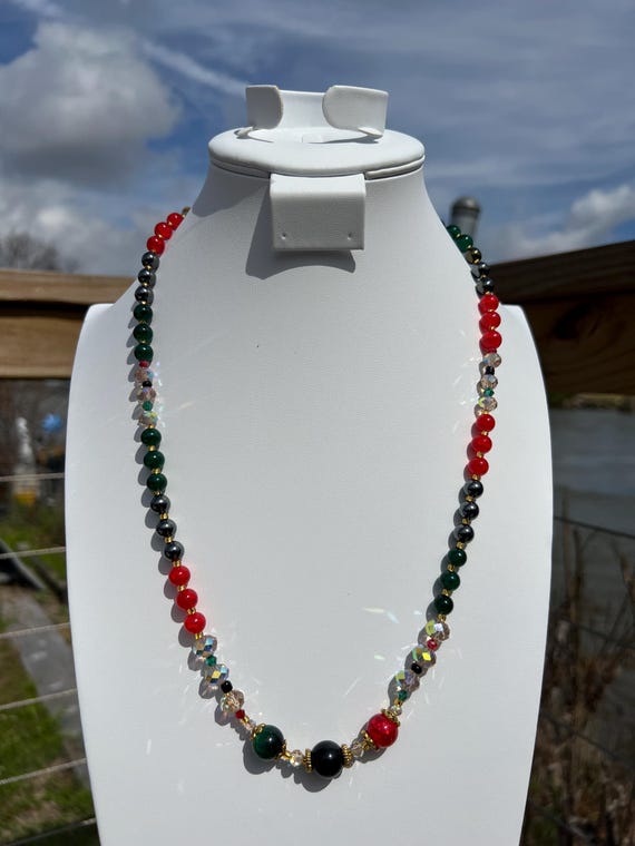 Black Heritage Month Beaded Necklace – Red Black Green and Gold with a Toggle Clasp