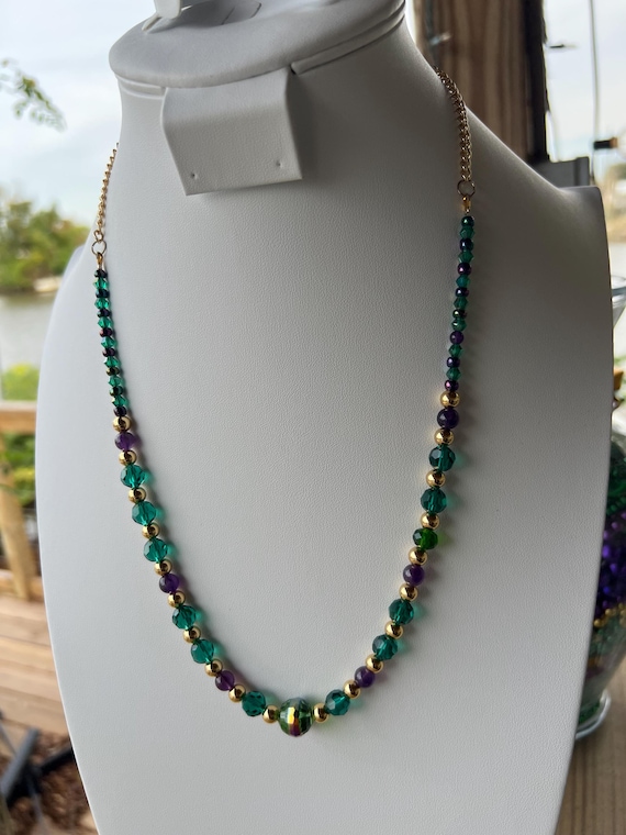 Handcrafted Mardi Gras Necklace – Green Multi-Faceted Beads w Purple and Gold Accents