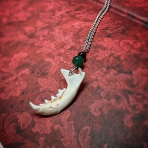 Jaw bone necklace with green aventurine and black jasper (mink mandible)
