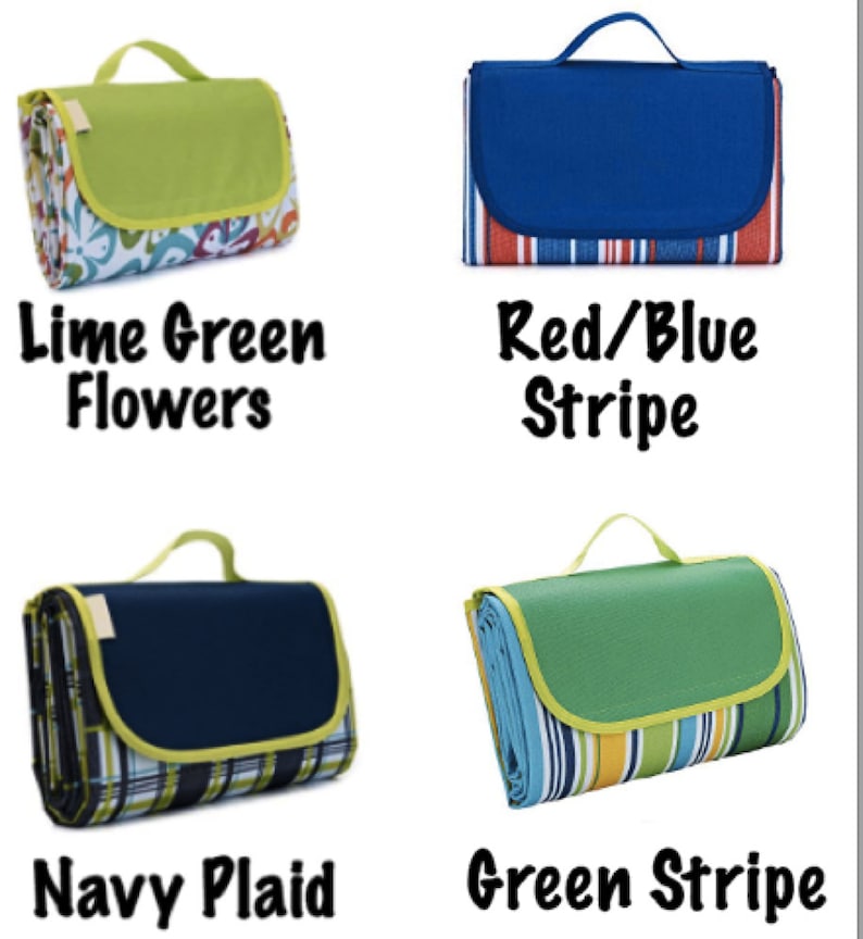Puede incluir: Cuatro estilos diferentes de mantas de picnic. Las mantas est&aacute;n dobladas y tienen un asa. Las mantas est&aacute;n en los siguientes patrones: flores verde lima, rayas rojas y azules, cuadros azul marino y rayas verdes.