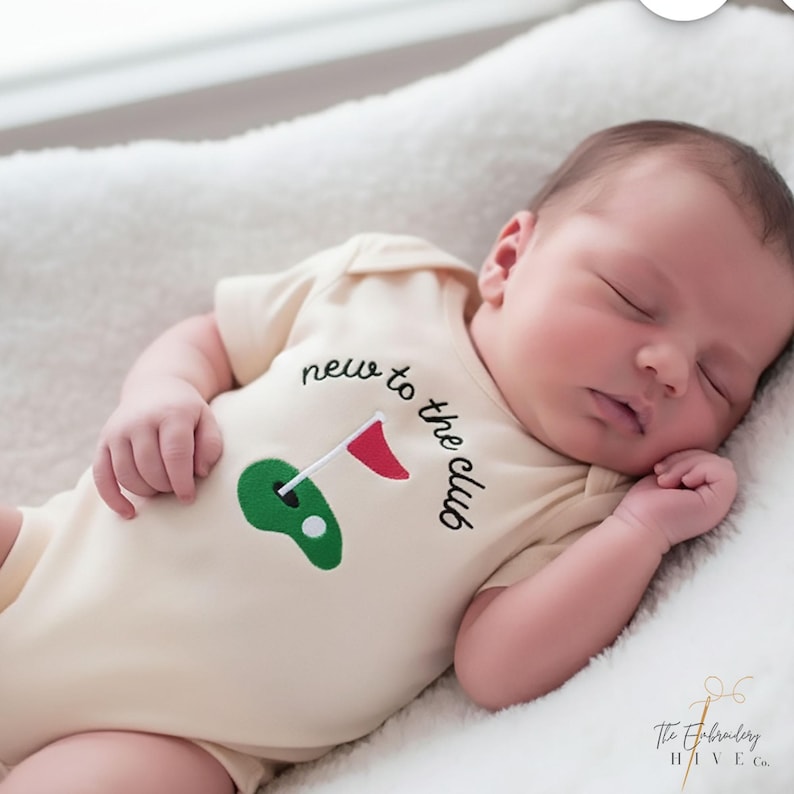 Embroidered New to the Club ONESIES® brand, Baby Golf Club, Daddy's Golfing Buddy, Pregnancy Baby Announcement, Unique Bodysuit, L239 bild 4