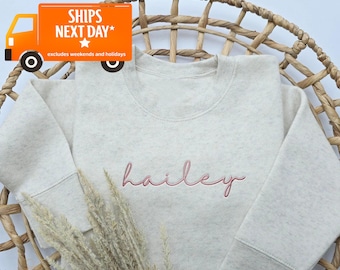 Embroidered Custom Name Sweatshirt Toddler Christmas sweatshirt Custom Name Toddler Sweatshirt, Personalized Name Sweatshirt Boy Girl Z90