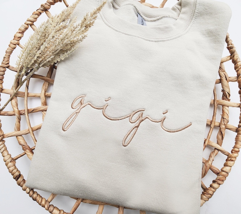 Embroidered Gigi Sweatshirt, Grandma Sweatshirt Embroidered, Custom Grandma Crewneck, Mother's Day Gift, Christmas Gift, Mimi, Women 105 image 2