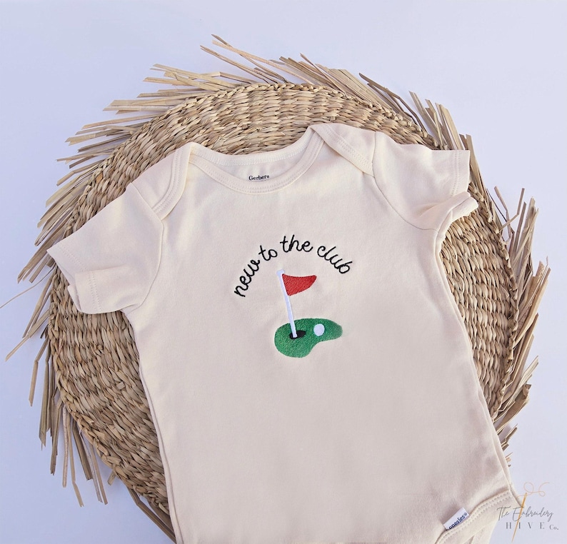 Embroidered New to the Club ONESIES® brand, Baby Golf Club, Daddy's Golfing Buddy, Pregnancy Baby Announcement, Unique Bodysuit, L239 bild 5