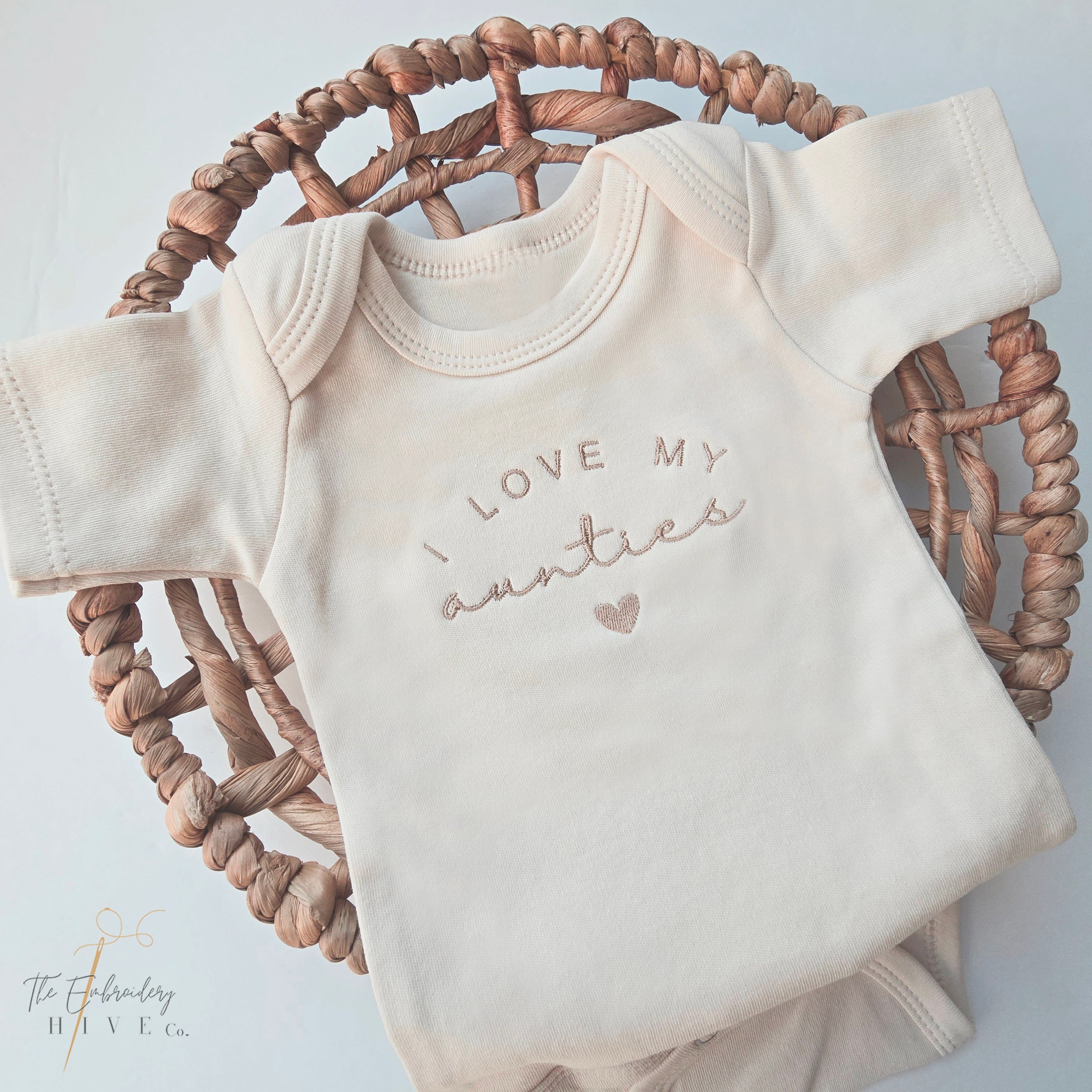 Embroidered I Love my Aunties Onesies® Brand, Cute I Love My Aunts Onesie® Aunt Gift, Pregnancy Announcement to Aunt Family, Aunt Uncle 614