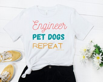 STEM Dog Mom T-Shirt: Casual Friday Tee for Women in Science