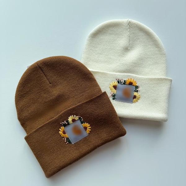Embroidered Hat With Flowers