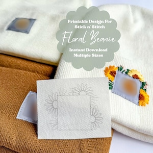 Könnte beinhalten: Druckbares Design für eine Stick- und Näh-Blumenmütze. Sofortiger Download, mehrere Größen. Das Design zeigt ein Quadrat mit einem floralen Rand.